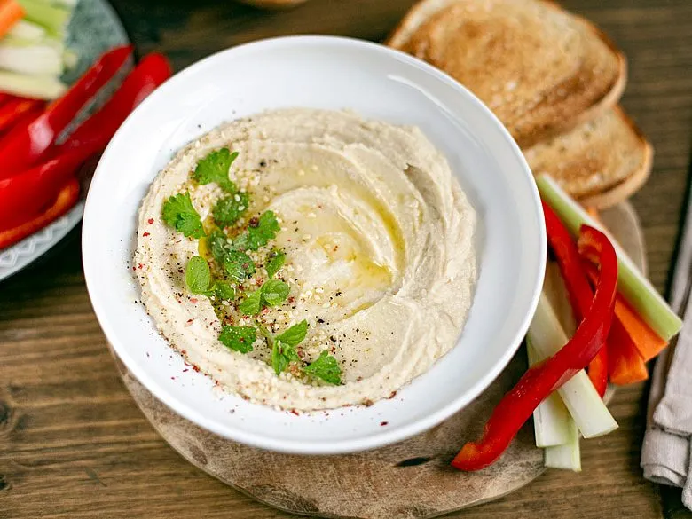 Простой и вкусный паштет из фасоли. Этап 9