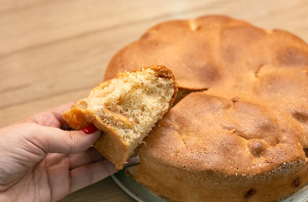 Шарлотка с яблоками. Этап 10
