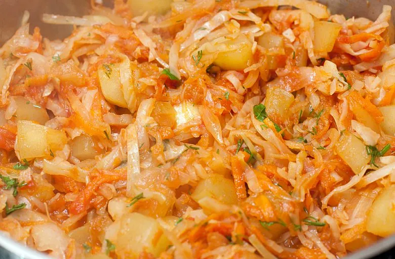 Рагу с капустой и кабачками. Этап 9