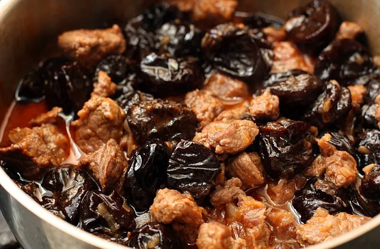 Мясо с черносливом. Этап 7
