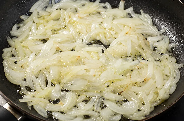 Солянка сборная мясная. Этап 4