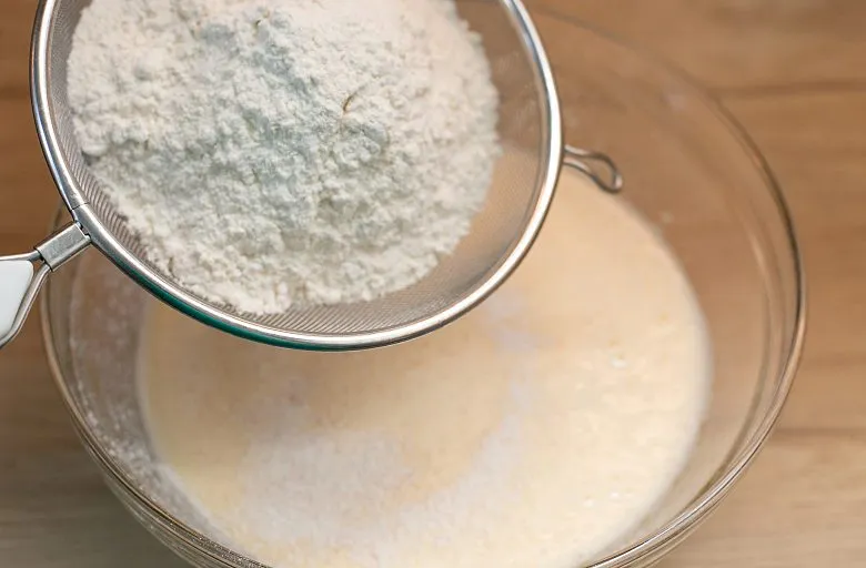 Шарлотка с яблоками. Этап 5